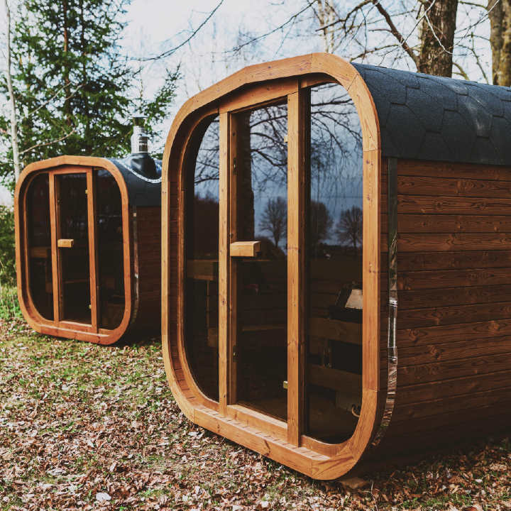 Mande MW16 4-Person Outdoor ThermoWood Sauna