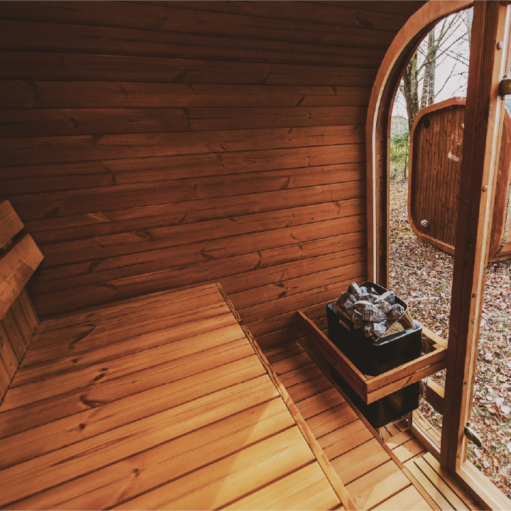 Mande MW16 4-Person Outdoor ThermoWood Sauna
